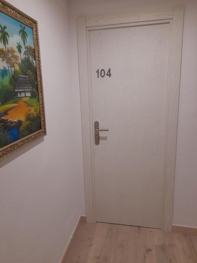 Hotel Giral Бьескас Экстерьер фото